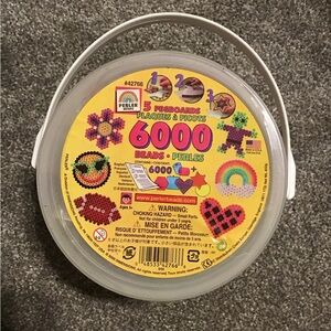 Perler Beads with 5 Pegboards and 6000 Beads NEW